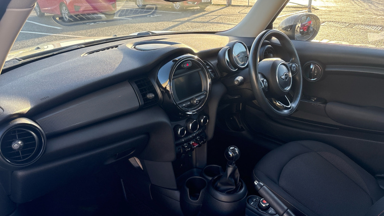 MINI Hatchback 1.5 Cooper II 3dr Petrol Hatchback